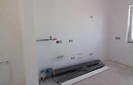 Duplex 1/2, Moşniţa Nouă, teren 317 mp, suprafaţa utilă 105 mp  + terasă 15 mp