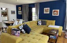 Penthouse de lux, 2 nivele ,4 camere, living generos si curte, Ronat