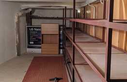 Vila de vanzare pentru investitie sau activitate proprie, Zona Lunei