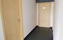 Spatiu Comercial de vanzare cu chirias servicii medicale, zona de Nord