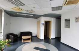 Spatiu Comercial de vanzare cu chirias servicii medicale, zona de Nord