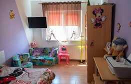 Apartament 3 camere, 65 mp, zona Soarelui  