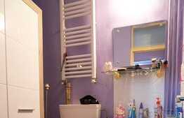 Apartament 3 camere, 65 mp, zona Soarelui  