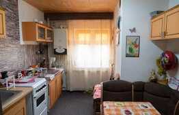 Apartament 3 camere, 65 mp, zona Soarelui  