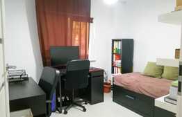 Apartament 3 camere, etaj intermediar, semidecomandat, 63 mp utili, zona Modern