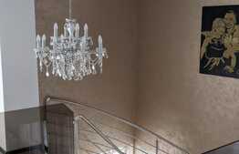 Casa individuala la cheie, 261 mp utili, teren aferent 470 mp, Aradului