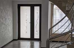 Casa individuala la cheie, 261 mp utili, teren aferent 470 mp, Aradului