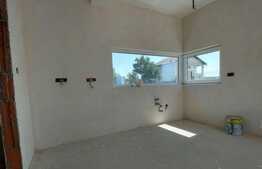 Casă individuală, 210 mp şi teren 900 mp, Calea Torontalului