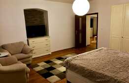 Apartament cu 3 camere , finisat, 78mp, central lângă parc!