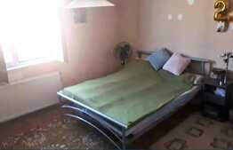 Apartament de 2 camere, 64 mp, pod de 40 mp, cu garaj, zona Bălcescu!