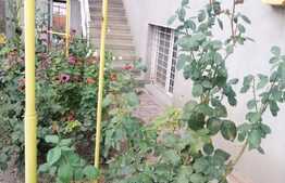 Apartament de 2 camere, 64 mp, pod de 40 mp, cu garaj, zona Bălcescu!