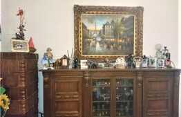 Apartament de 3 camere în clădire istorică, 88 mp, zona Sinaia!