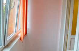 Apartament 3 camere, 64 mp, zona Lipovei