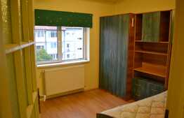 Apartament 3 camere, 64 mp, zona Lipovei