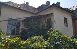 Vilă cu etaj cu suprafaţă utilă de 512 mp, teren 300 mp în zonă ultracentrală