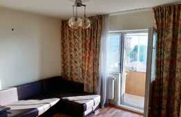 Apartament spatios de 3 camere, decomandat, 74 mp, etaj intermediar, zona Sagului