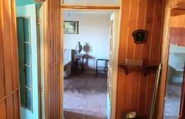 Apartament spatios de 3 camere, decomandat, 74 mp, etaj intermediar, zona Sagului