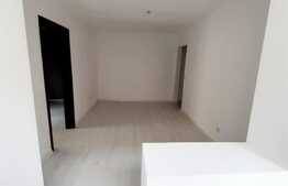 Apartament cu 3 camere, complet renovat, etaj intermediar, zona Sagului