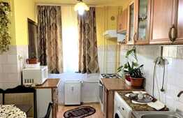 Apartament cu 3 camere, etaj intermediar, 65 mp, Calea Martirilor!