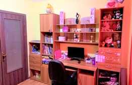 Apartament cu 3 camere, etaj intermediar, 65 mp, Calea Martirilor!