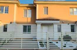 Triplex modern de vanzare, mobilat, utilat, 98 mp utili, Dumbravita