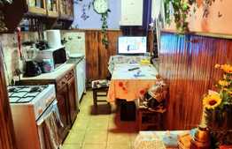 Garsoniera de 32 mp, decomandata, zona Buziasului