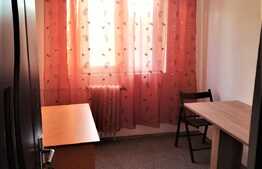 Apartament 3 camere, etaj intermediar, 50 mp utili, zona Calea Șagului!