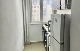 Apartament 3 camere, intermediar, zona Spitalul Județean