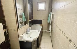 Apartament 3 camere, intermediar, zona Spitalul Județean