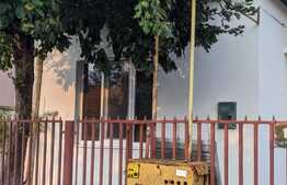 Casa individuala, 110 mp utili, la cheie, zona Plopi