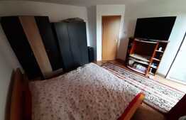 Apartament cu 3 camere, etaj intermediar, zona Calea Sagului