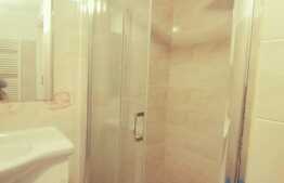 Apartament 3 camere, parter, zona Cetatii