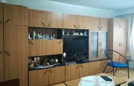 Apartament 3 camere, decomandat, 70 mp, zona Lipovei