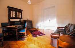 Apartament 2 camere, semidecomandat, 56 mp, zona Sinaia