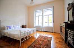 Apartament 2 camere, semidecomandat, 56 mp, zona Sinaia