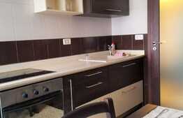 Apartament spatios de 4 camere, 80 mp, etaj intermediar, situat langa Iulius Town