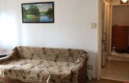 Apartament 3 camere, semidecomandat, 52 mp, zona Dambovita