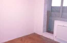 Apartament de 4 camere modicat la 3 camere pentru o bucătărie mare, 68 mp, zona Bd. Cetății!