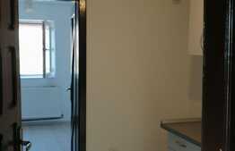 Garsonieră, 22 mp, partial mobilata, zona Stadion!