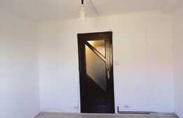 Garsonieră, 22 mp, partial mobilata, zona Stadion!