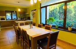 Casa individuala de vanzare, 200 mp utili, teren 600 mp, mobilata si utilata, Dumbravita