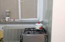 Aprtament cu 1 cameră, 26mp, intermediar, zona Calea Lipovei!