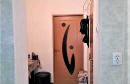 Aprtament cu 1 cameră, 26mp, intermediar, zona Calea Lipovei!