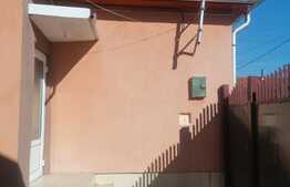 Casa de 3 camere, utili 110 mp, teren 600 mp în Fratelia