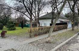 Apartament în casă cu teren aferent cu suprafaţă utilă de 40,84 mp şi teren 171 mp în Blascovici