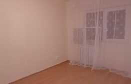 Apartament 3 camere, 68 mp, decomandat, zona Girocului