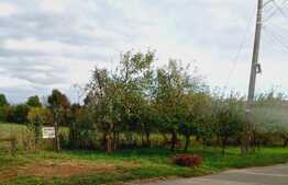 Teren cu suprafaţă de 932 mp în sat Ictar Budinţ