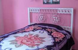 Casa individuala, 200 mp utili, teren 650 mp, intrare Mosnita Noua