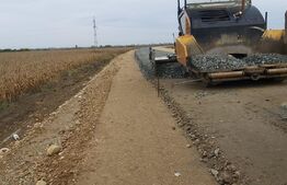 Teren extravilan de 8 ha în C. Șagului la viitoarea centură