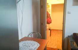 Apartament 3 camere, etaj intermediar, zona Sagului